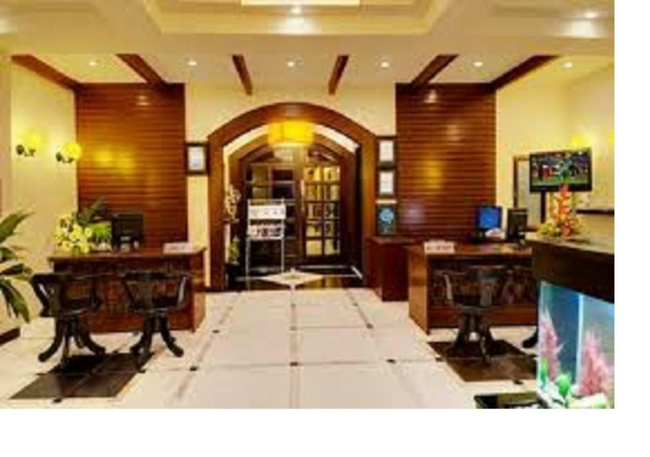 Hotel Sumith Palace Pondicherry Exterior photo