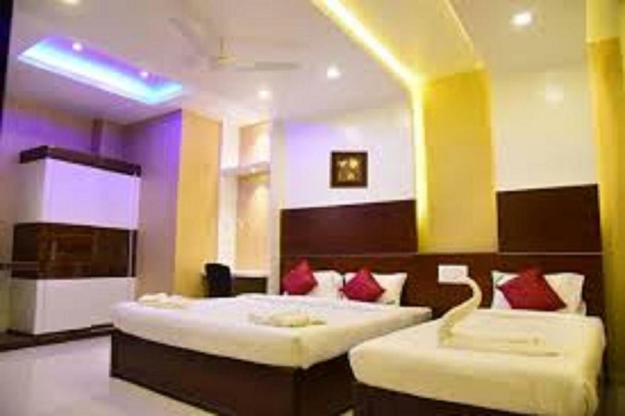 Hotel Sumith Palace Pondicherry Exterior photo